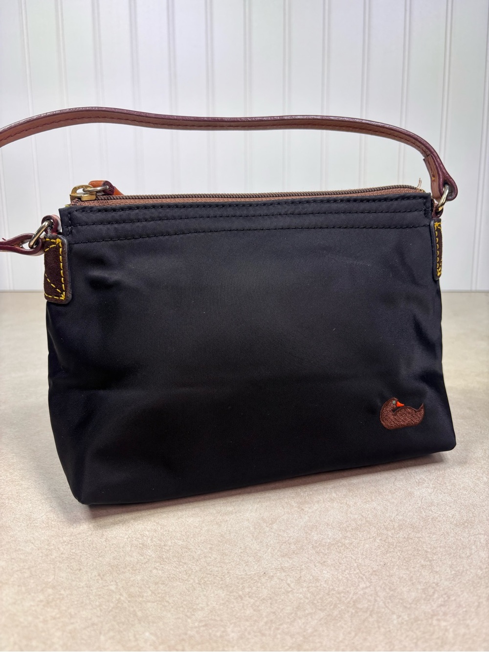 Dooney & bourke nylon black shoulder bag Y2K